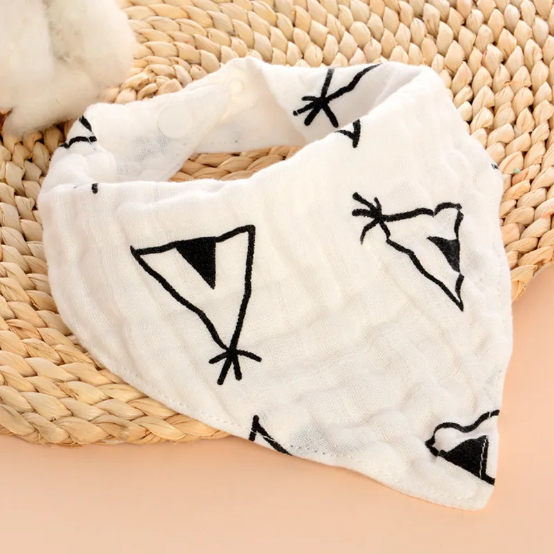 1pcs Baby Kids Cotton Bandana Bibs Cartoon Feeding Saliva Towel Dribble Triangle Bib Baby Eating Accessory Soft Baby Stuff