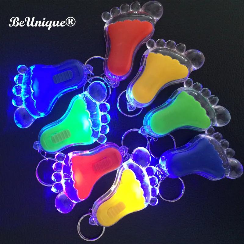 

Cute Little feet LED Flashlight keychain Creative mini led lights multi-function Keyring Emit light chramatic lamp LED lampion