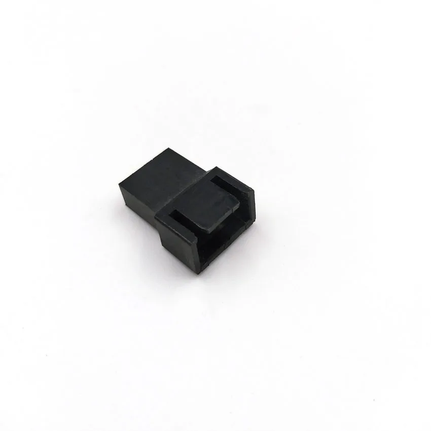 Fan_4Pin_female_connector_housing_3