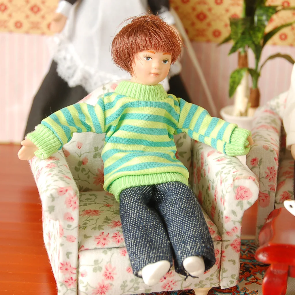 1/12 Scale DollHouse Miniature Figures Porcelain Dolls Brown Hair Little Boy