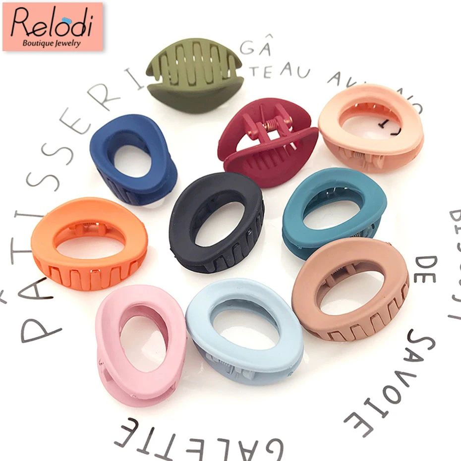 

Fresh Solid Color Creative Oval Shape Hollow Out Hair Claws Clip Korean Style Hair Crab Hair Ornaments for Women Girls SP1328