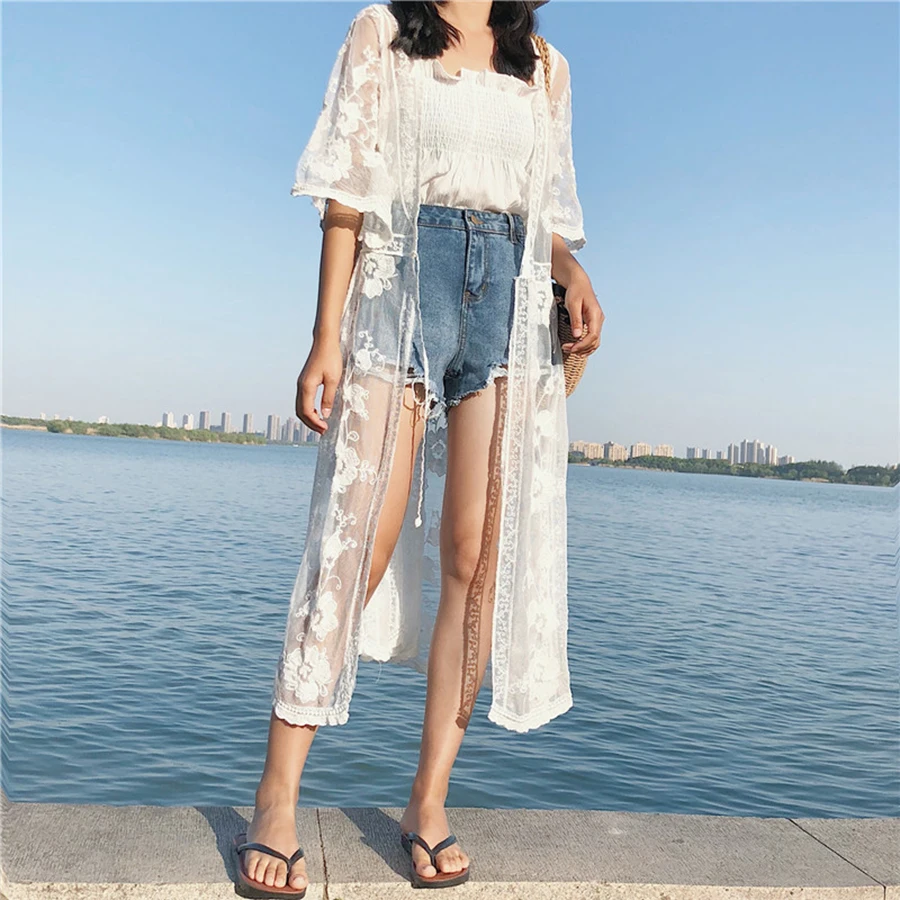DICLOUD Embroidery Lace Sexy Blouse Women 2018 Beach White Flowers Kimono Ladies V-Neck Loose Summer Tops Shirt White Cardigan