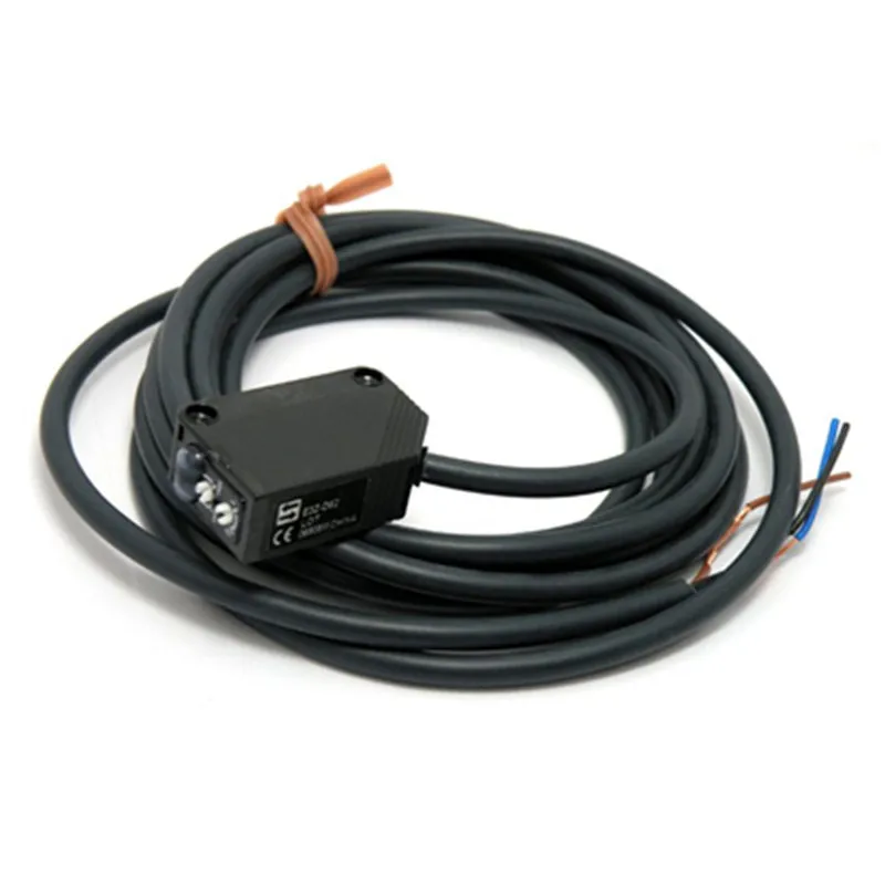 Infrared photoelectric sensor Diffuse diffuse reflection type photoelectric switch sensor E3Z-D62 Infrared photoelectric sensor Diffuse diffuse reflection type photoelectric switch sensor E3Z-D62