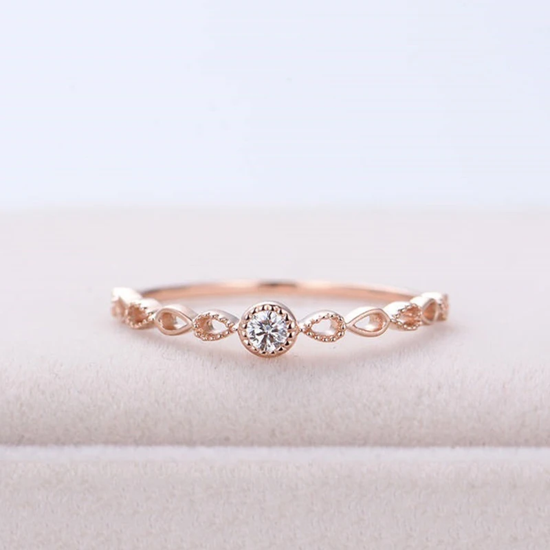 single diamond rose gold ring