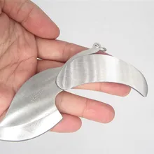 Серебристый Брелок для ключей из нержавеющей стали, брелок для ключей, мини складной нож в виде листа, инструмент для походов, набор для выживания