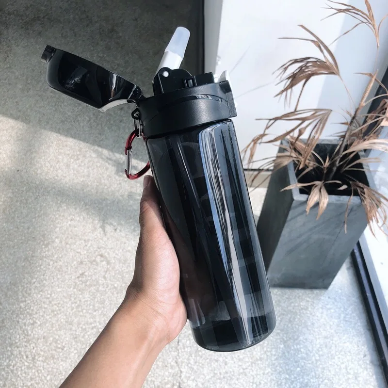

Fashion creative portable sports bottle plastic straw high temperature cup
