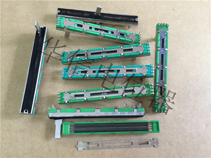 

[BELLA]7.5cm 75mm double slide fader potentiometer A10K A20K B100K handle 15MMC 8 feet--10pcs/lot
