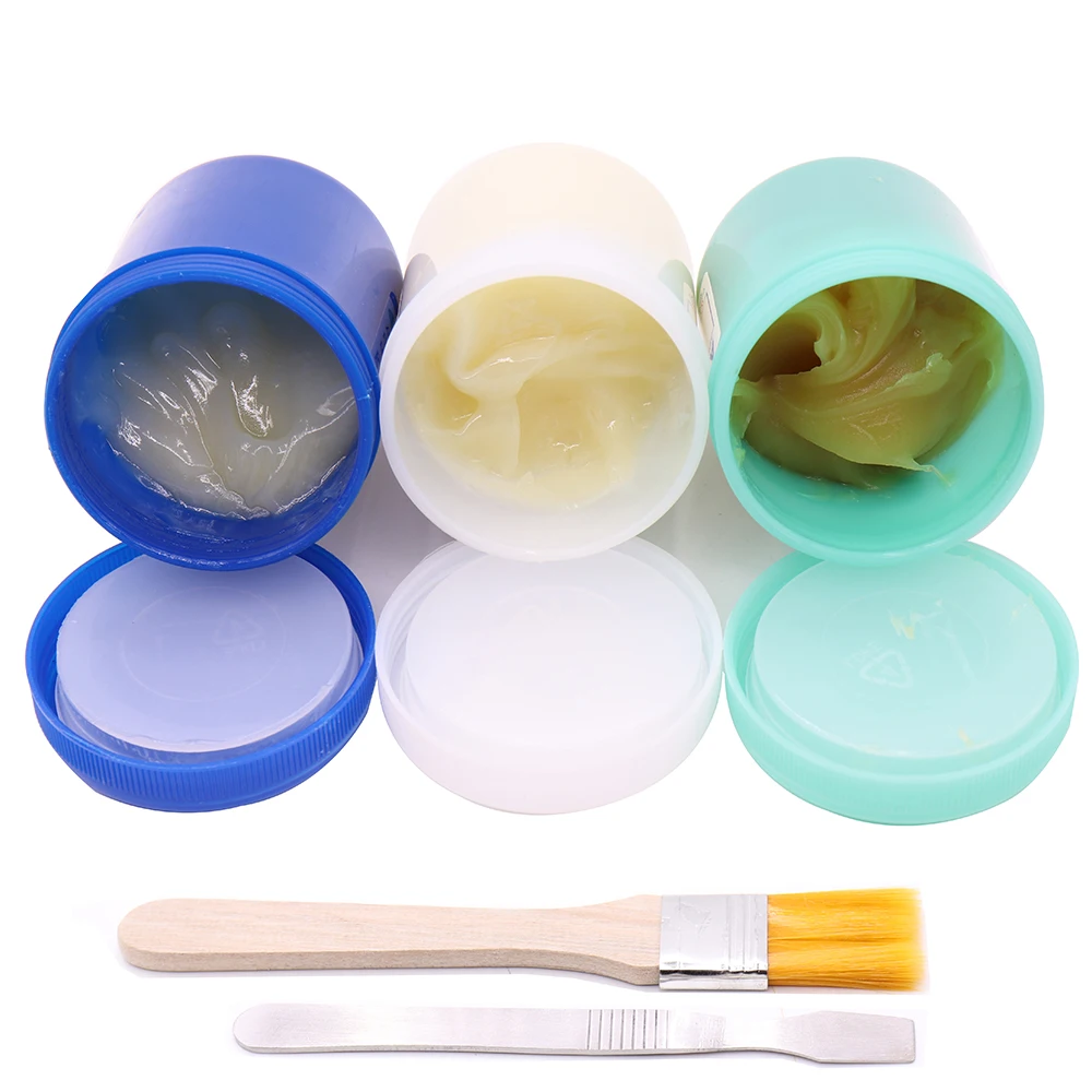 

3pcs/lot NC-559-ASM+RMA-218+RMA-223-UV poaste of no-clean type used to solder bag and welding tools+Scraper and brush