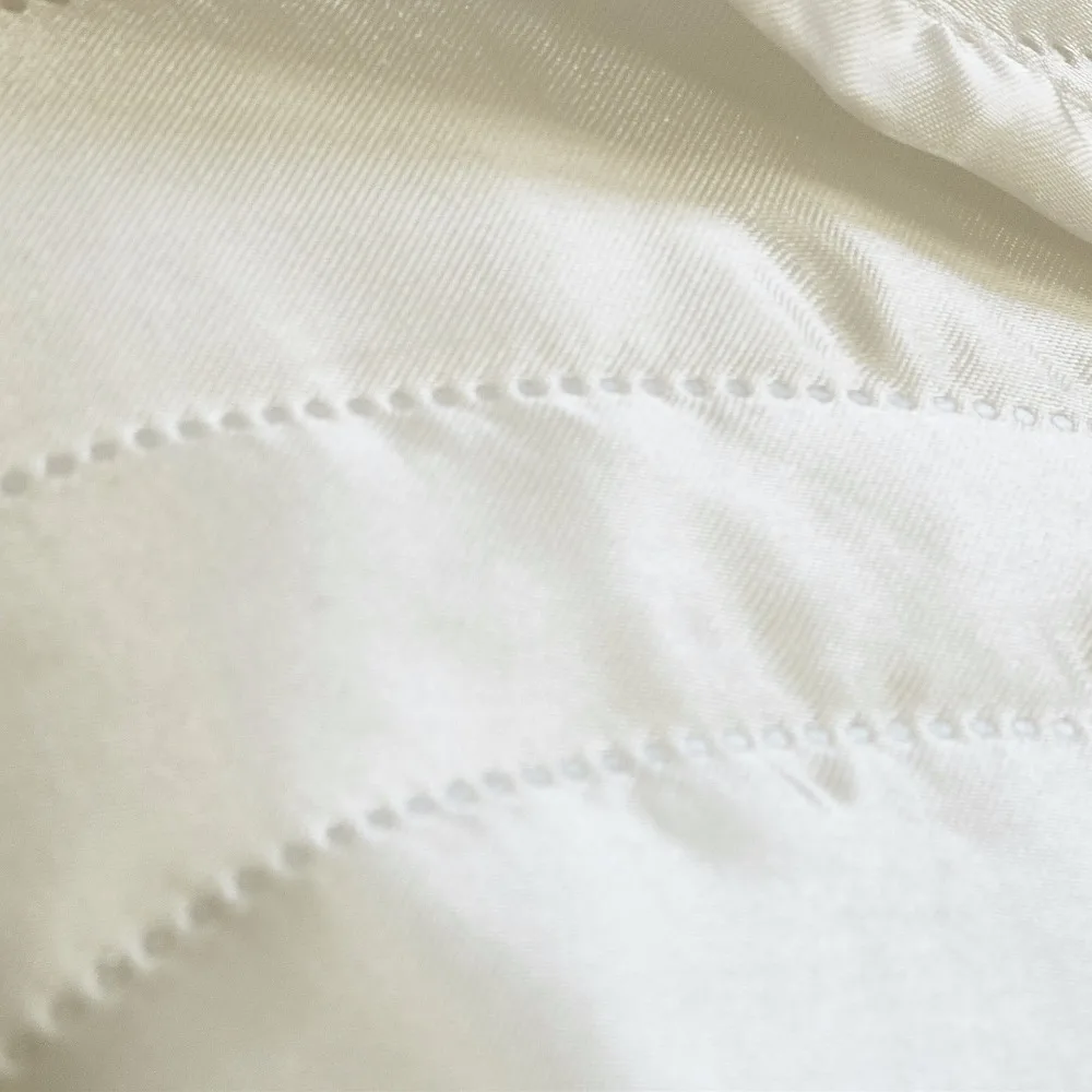  Luxury Faux Silky Satin Coverlet Bed Cover Set Wave Pattern Quilt US Queen Bed Spread 3 pcs/set Adu