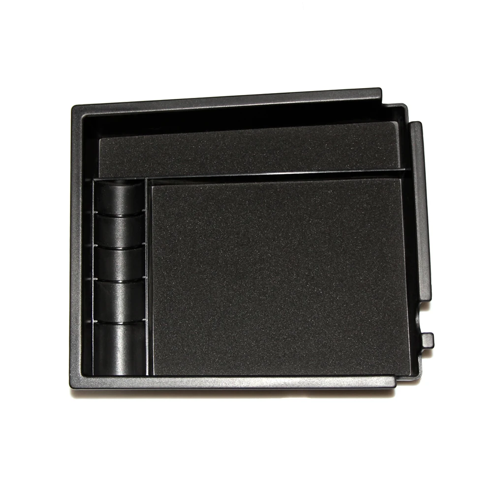 I3ZCH00001 ( (2)