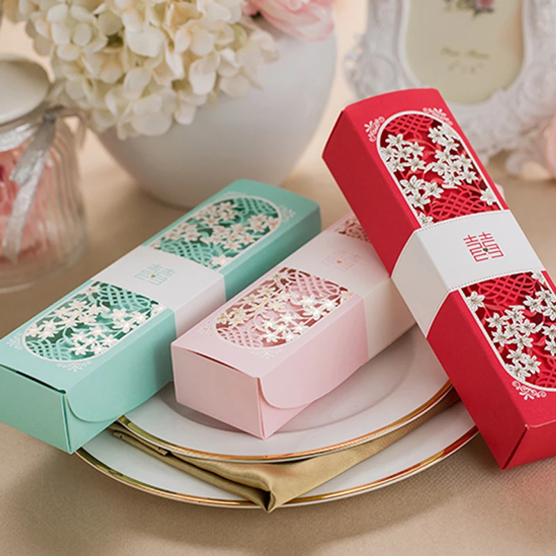 

(100 pieces/lot) Flower Box Packing Roll Wedding Invitation Card Customize Print Red Pink Teal Scroll Invitation Cards XQ1605