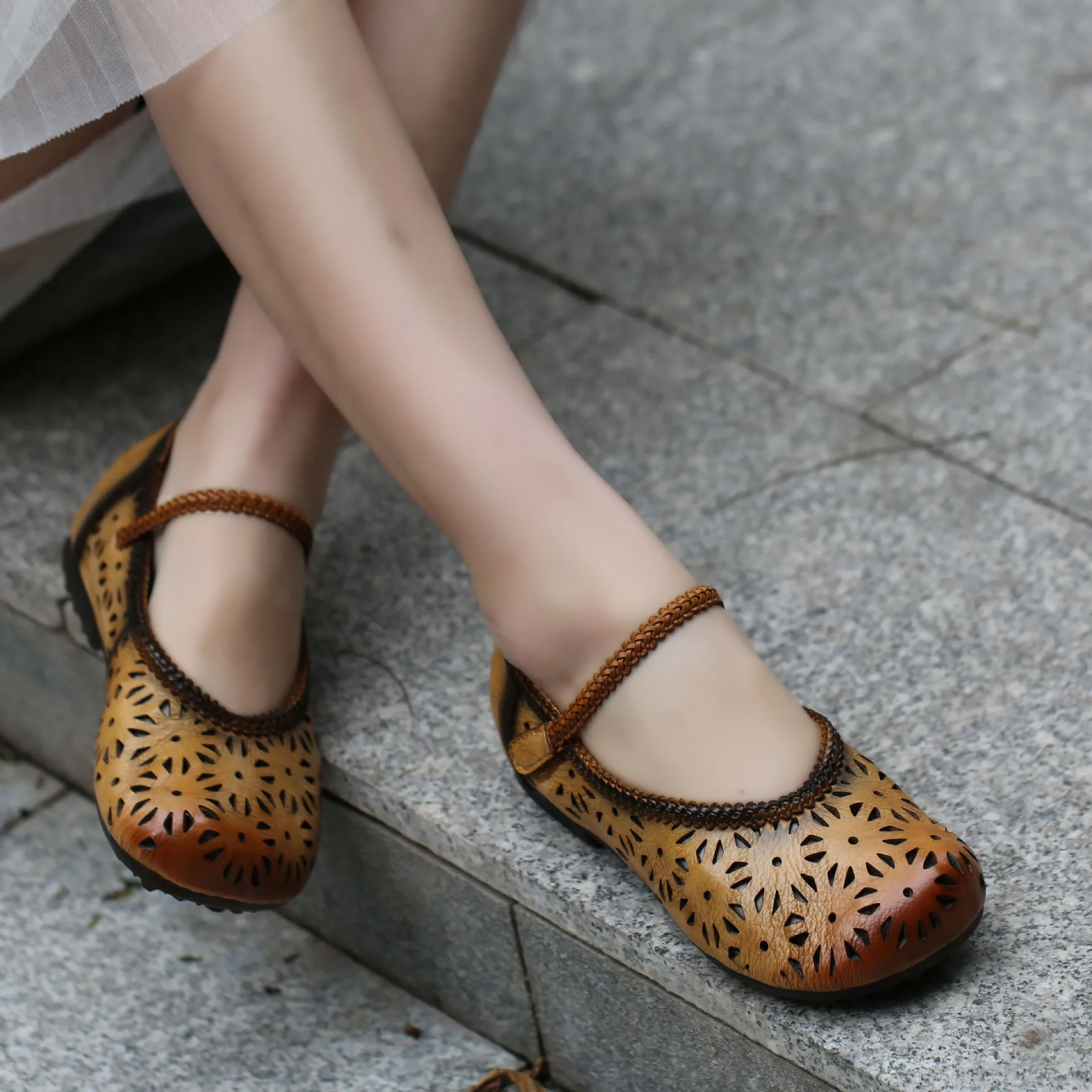 Women Leather Flats  Hollow Out Mary  Jane  Shoes Spring 2022 