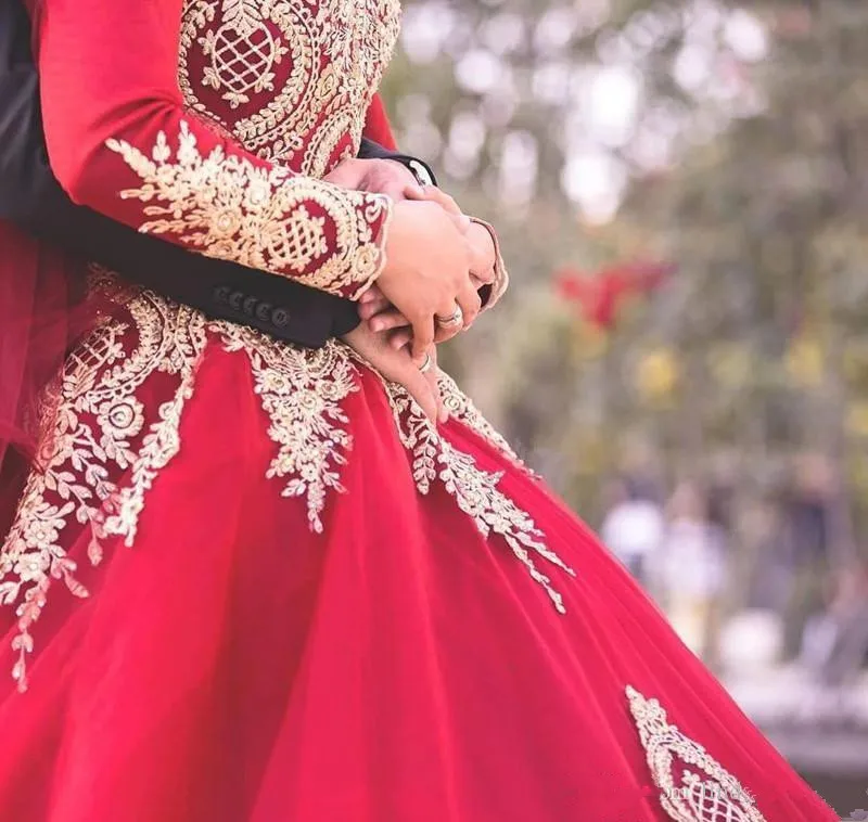 muslim-dubai-saudi-arabia-wedding-dress-high-neck-a-line-country-garden-church-formal-bride-bridal-gown-custom-made-plus-size (3)_