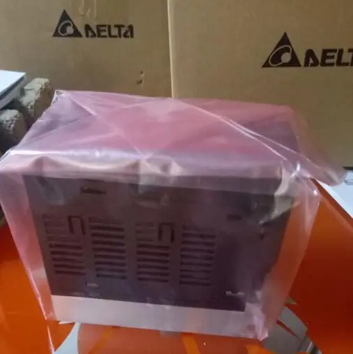 

VFD17AMS23ANSAA 3P230V 3.7kW IP20 built-in brake unit, no built-in filter built-in PLC New 1 year warranty