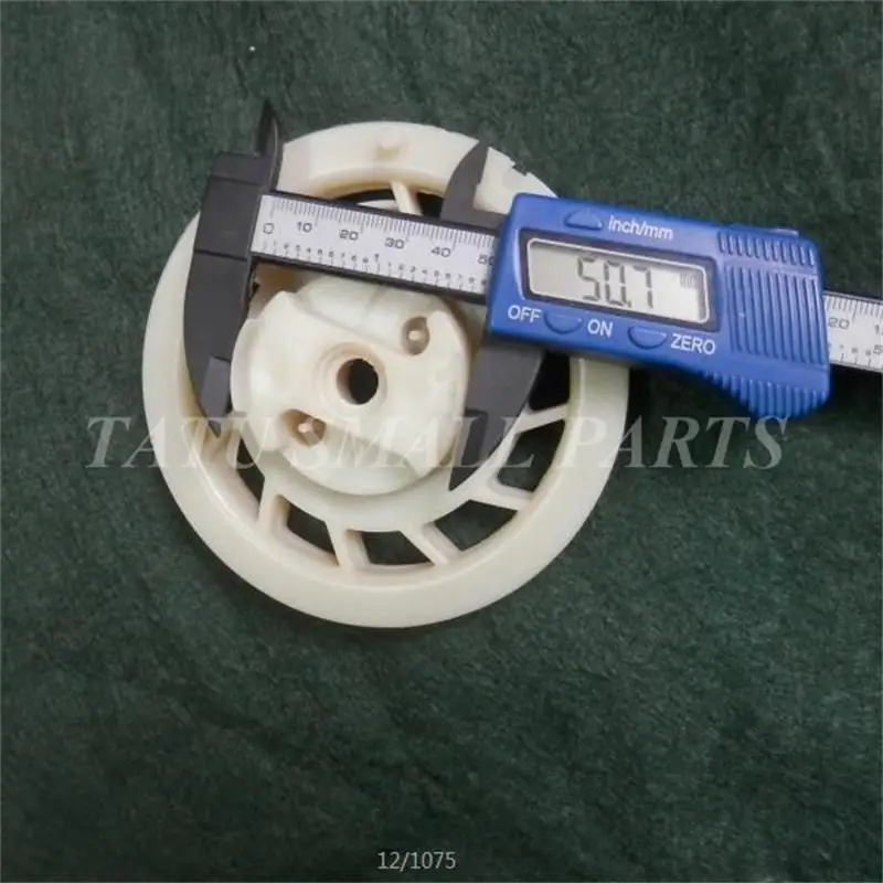 RECOIL STARTER PULLEY 499901 6