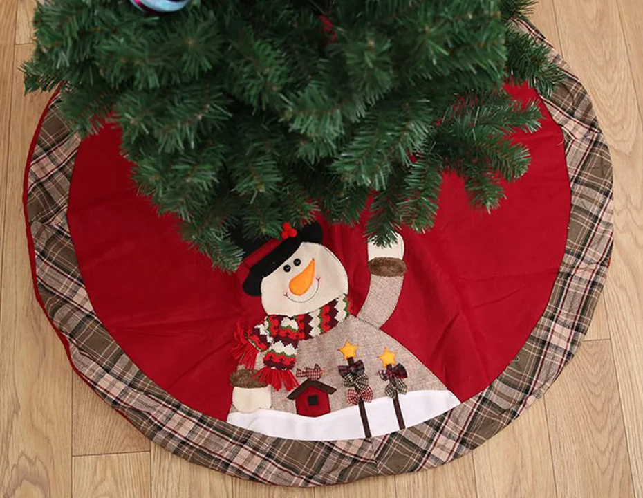 009 Christmas tree skirt