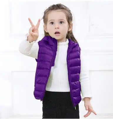 Дети ультра светильник натуральный белый пуховик на утином пуху с капюшоном жилет светильник вес детское платье без рукавов, осень-зима ветрозащитный Теплый жилет Детская верхняя одежда - Цвет: Фиолетовый