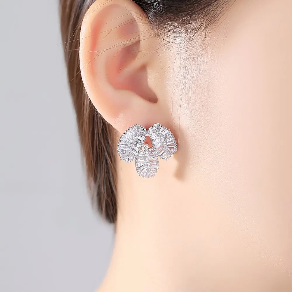 LUOTEEMI New Elegant Leaf Shaped Luxury Clear Cubic Zirconia Statement Big Stud Earring For Women Wedding Party Jewelry Earrings|stud earrings|stud