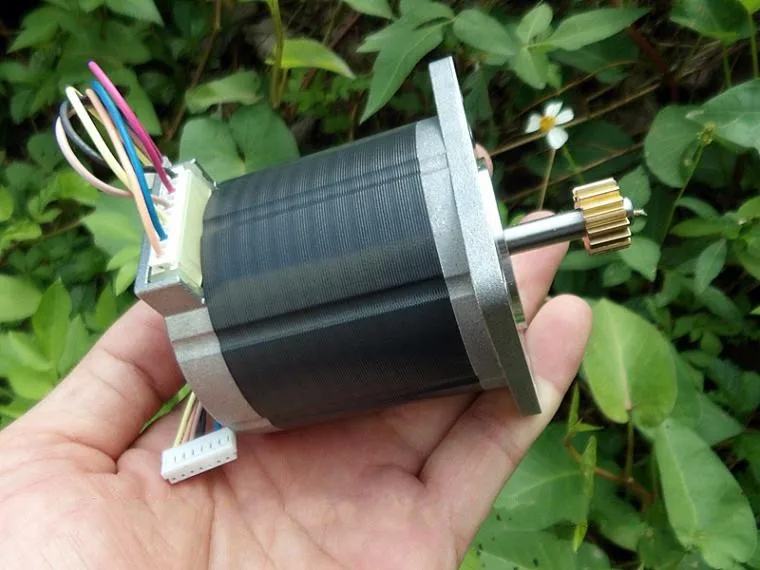 

Nidec two-phase six-wire 1.8 degree large torque 1.5 N.m 60 stepper motor
