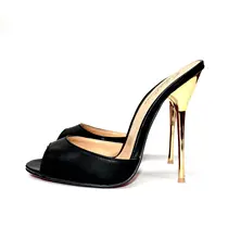 Classique design Extra grande taille Super sexy bref métalliques minces talons 13 CM À Bout Ouvert à talons hauts Femmes Sexy pantoufles 40-50 plus taille