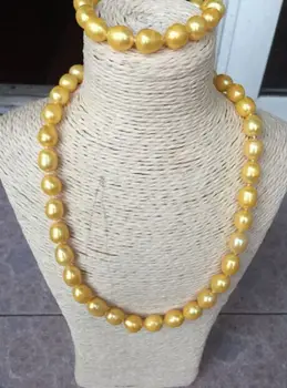 

a set of 12-13mm south sea baroquqe gol pearl necklace18" &bracelet 7.5"14k/20