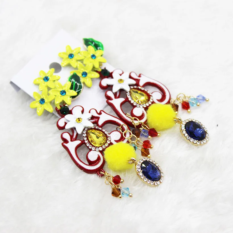

New Arrival Baroque Leaf Flower Earrings Vintage Earrings Big Flower Vintage Crystal Women Bijoux 357