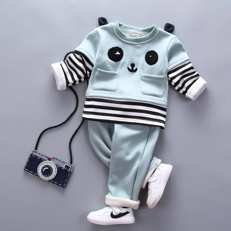 

Winter Children clothing Sets Warm baby girls clothing cotton Thickening Panda sweatshirts +pants sport suit kids boys clothes