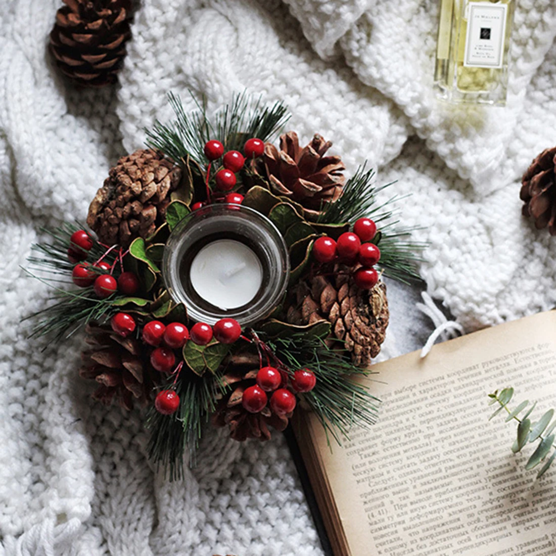 

2018 Creative Christmas Pinecone Candle Holder Pine Needle Branch Candle Centerpieces For Home Christmas Decor Hot