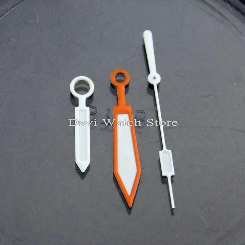 596- (1)13mmx13mmx8.5mm 8215