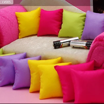 

12-inch 1/6 Soldier Doll model toys BDS006 multicolour back cushion bolster Sofa scene accessory spot goods