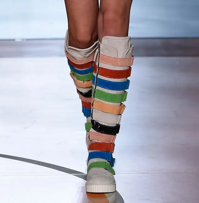 European-Fashion-belt-buckle-strappy-mixed-colors-flat-knee-high-women-boots-autumn-winter-thigh-high (3)