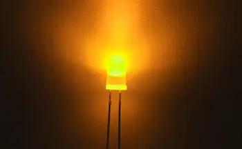 

1000pcs 5mm Diffused Yellow LED Diode DIP Round Wide Angle Through Hole 2 Pin LED Light Emitting Diode Lamp 580-590nm 2v