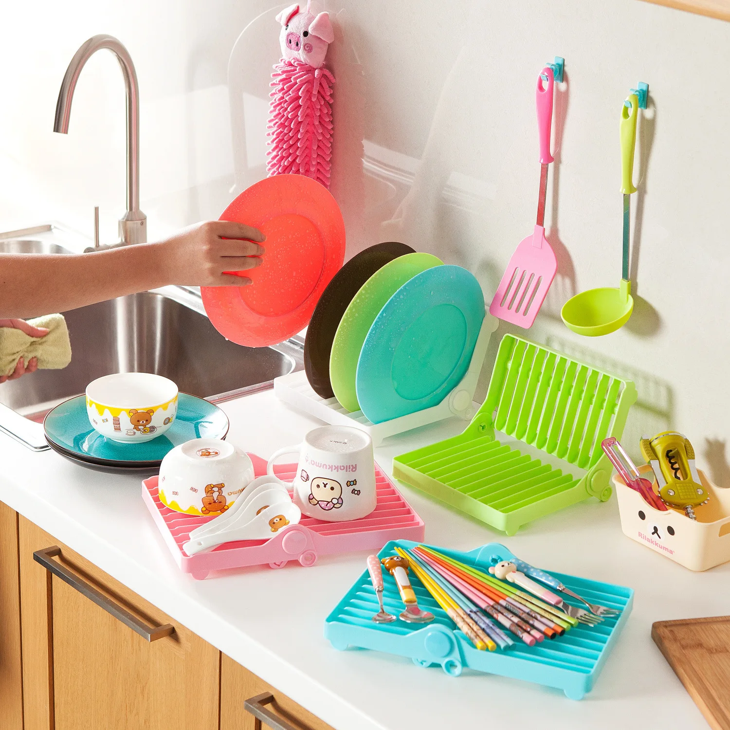 

Candy Color Plastic Foldable Bowls Dishes Draining Rack Kitchen Shelf Cups Finishing Storage Drying Racks