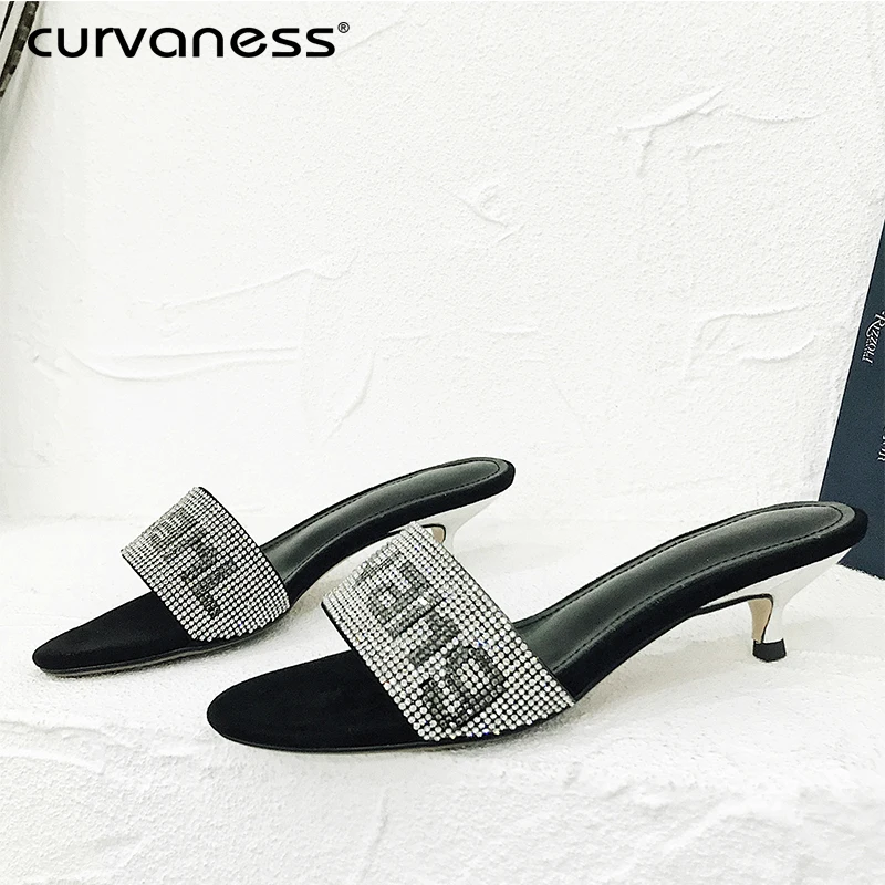 

Curvaness 2019 Women's Slippers Summer Beach Casual Shoes Fashion Casual Round Toe Crystal Outdoor Ladies Shoes Flip Flops