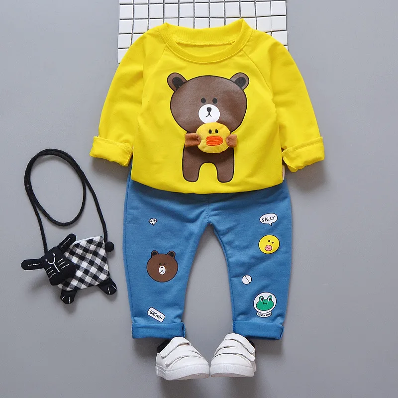 Демисезонный для мальчиков Комплекты одежды с персонажами из мультфильмов для девочек, сезон весна-футболки с изображением медведя джинсы 2 шт./компл. одежда для малышей спортивные костюмы для младенцев - Цвет: erlou-yellow