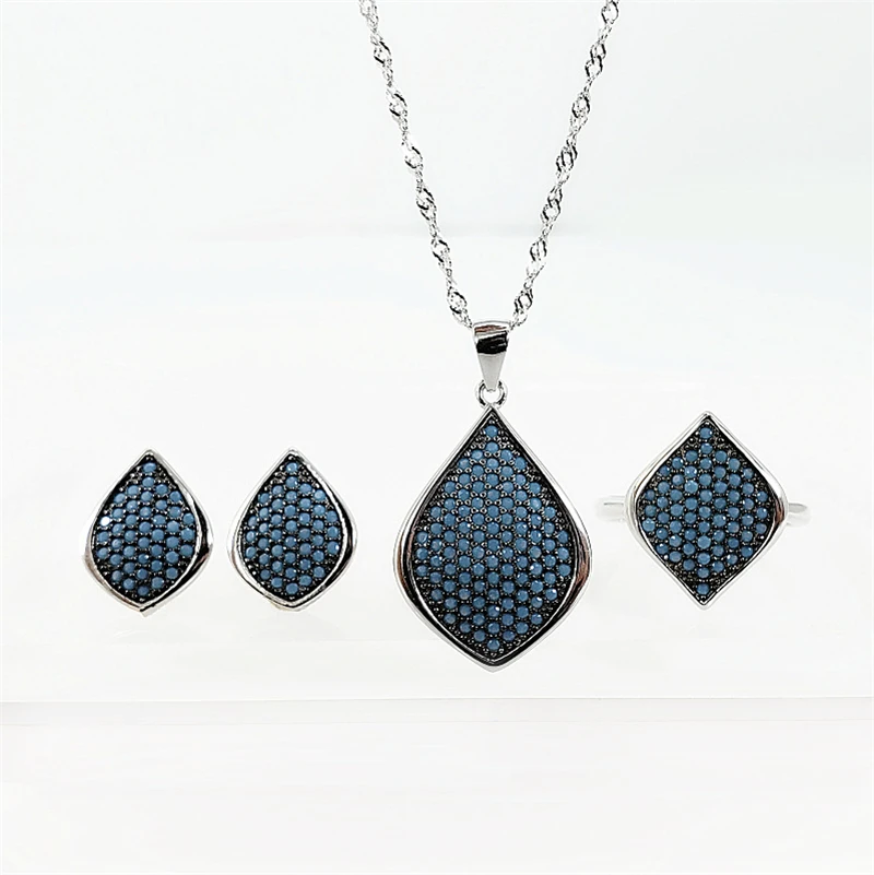 9497911289_1802716141