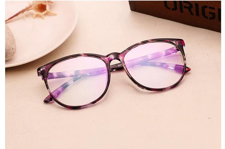 3677219313_1402742327