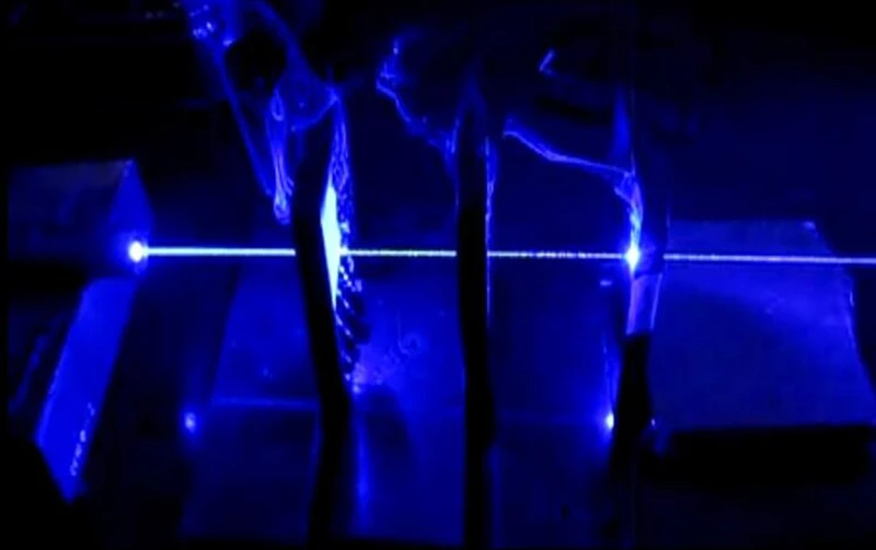 Mais Poderoso Azul Ponteiro Laser Caneta Forte Foco Feixe Isqueiro Lanterna Queimar Madeira Seca Caça 450nm Luz 6 caneta forte foco feixe isqueiro lanterna queimar madeira seca caça