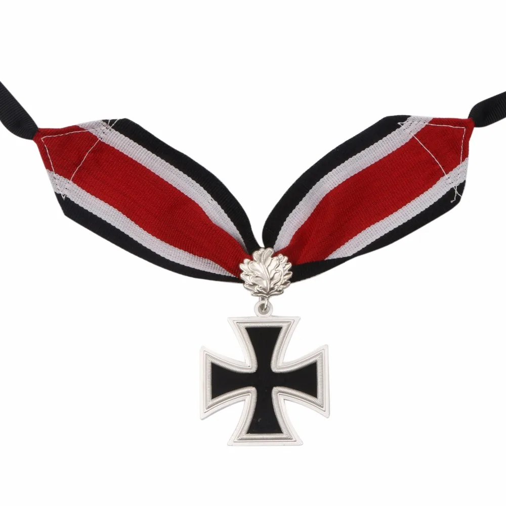 

WW2 Knight's Iron Cross OAK Leaf 1957 Veterans Version