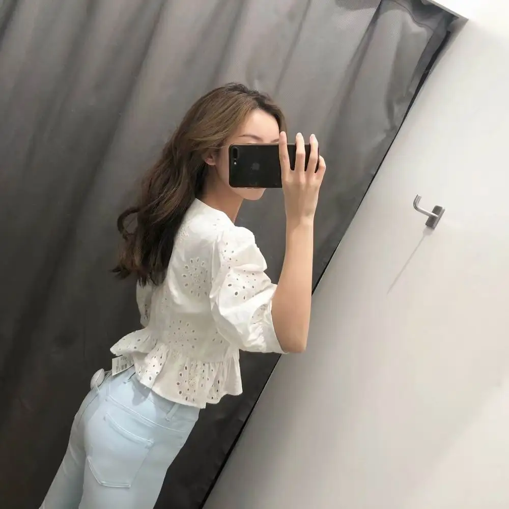  (3)