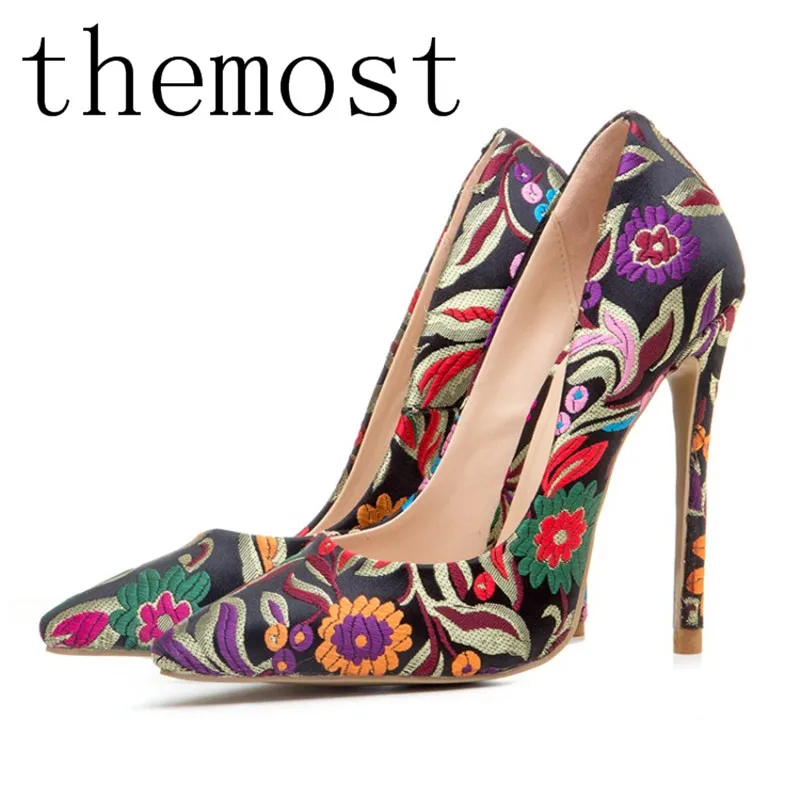 Themost 2018 European and American new pointy shoes with high