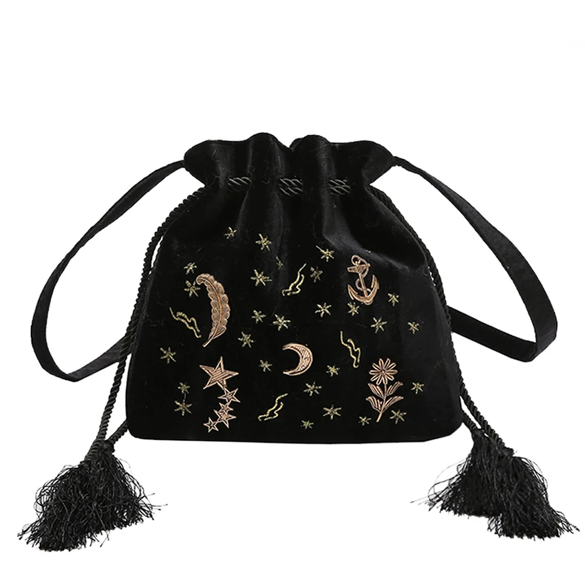 

Retro Embroidery Star Moon Pattern Tassel Shoulder Bag Women Crossbody Bag Mini Messenger Bag Bunched Bucket Shoulder Bags 2019