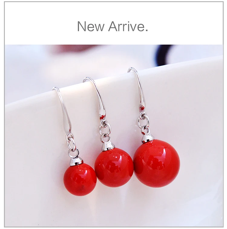 Silver hook pearl drop earrings 01