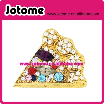 

Gold metal fashion 40mm pizza brooch jewelry , rhinestone wedding brooch