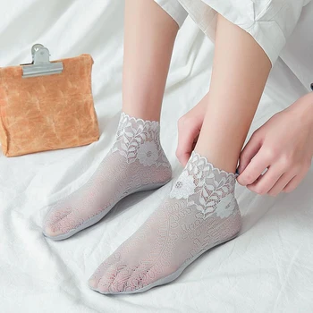 

Women Summer Socks Slipper Summer Spring Soft Breathable Sweet Lace Flower Short Invisible Comfortable Boat Socks For Femme