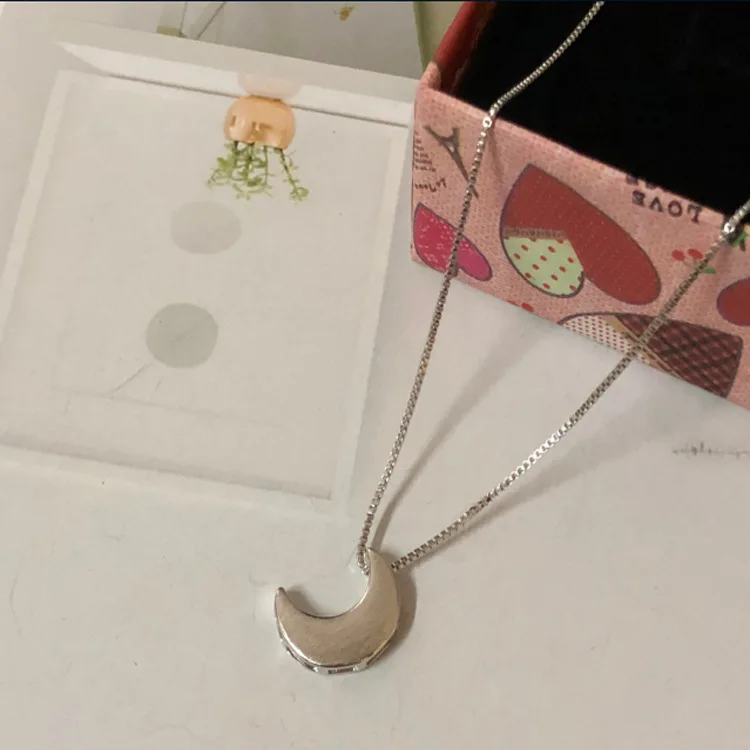 

Sterling silver brushed hollow moon pendant clavicle necklace female simple couple birthday gift HS04