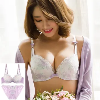 

Hollow lace bra set Japanese small fresh floral girl underwear bralette supporting small gauze embroidery together sutian suit