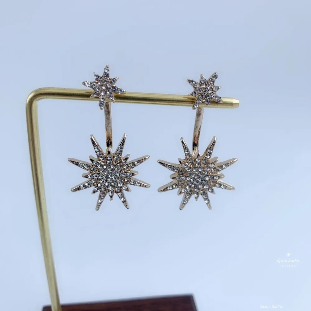 

NEW GOLD PRETTY EARRINGS FASHION JEWELRY EARRINGS WEDDING PARTY GIFTS FEMALE ACCESSORIES GOOD QUALITY