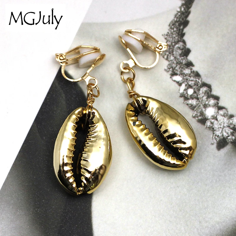 

Fashion Gold Color Seashell Earring No Hole Ear Clips Cowrie Shell Clip On Earrings Without Piercing Simple Women Earring CE318