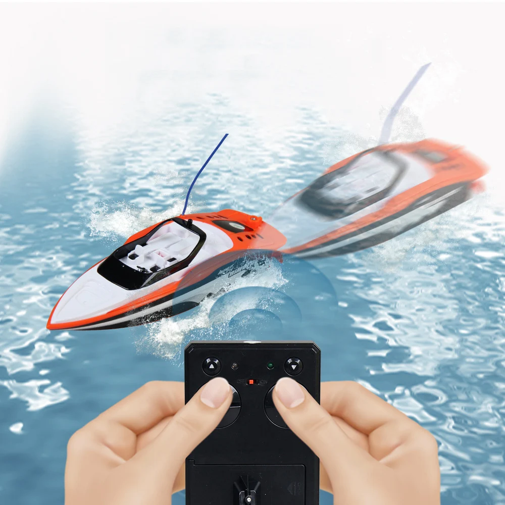 

Children's Mini Remote Control Boat 2.4GHz Speedboat Rechargeable Electric Rowing Children Summer Outdoor Water Toy Gift